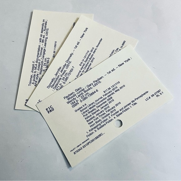 Lot of Approximately 50 Card Catalog Cards - Picture 4 of 6